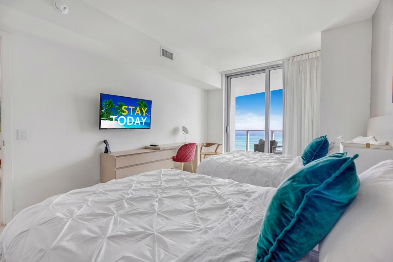 Seashore Resort - 2 Bedroom Right On The Beach Direct Ocean-View With Amenities On The Rooftop Hollywood Extérieur photo