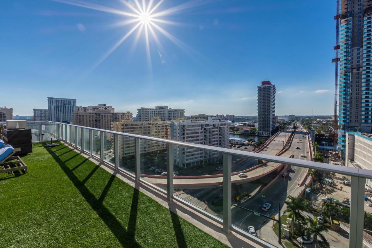 Seashore Resort - 2 Bedroom Right On The Beach Direct Ocean-View With Amenities On The Rooftop Hollywood Extérieur photo