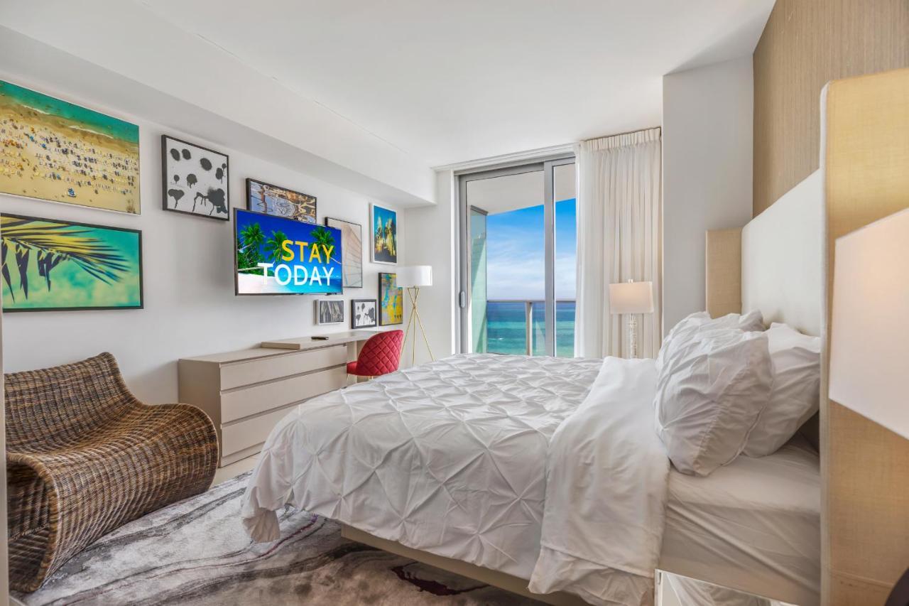 Seashore Resort - 2 Bedroom Right On The Beach Direct Ocean-View With Amenities On The Rooftop Hollywood Extérieur photo