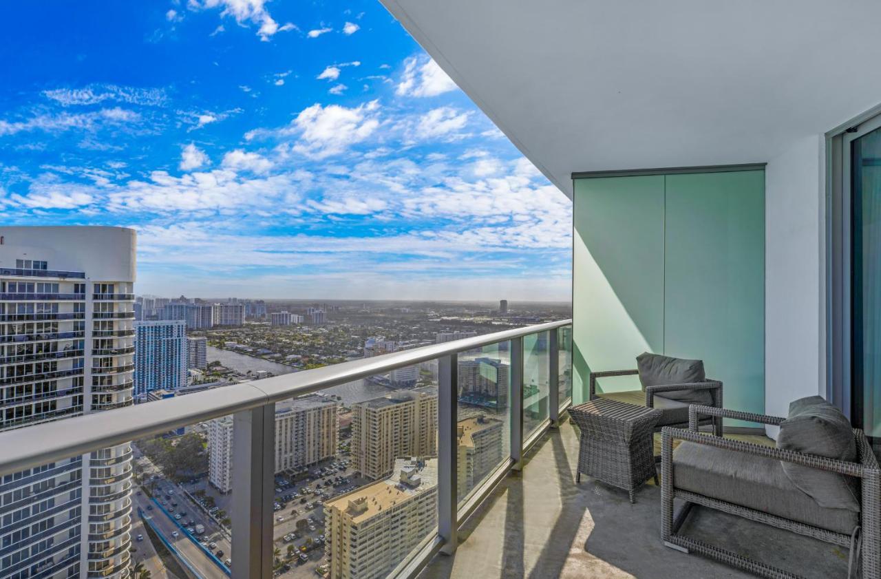 Seashore Resort - 2 Bedroom Right On The Beach Direct Ocean-View With Amenities On The Rooftop Hollywood Extérieur photo
